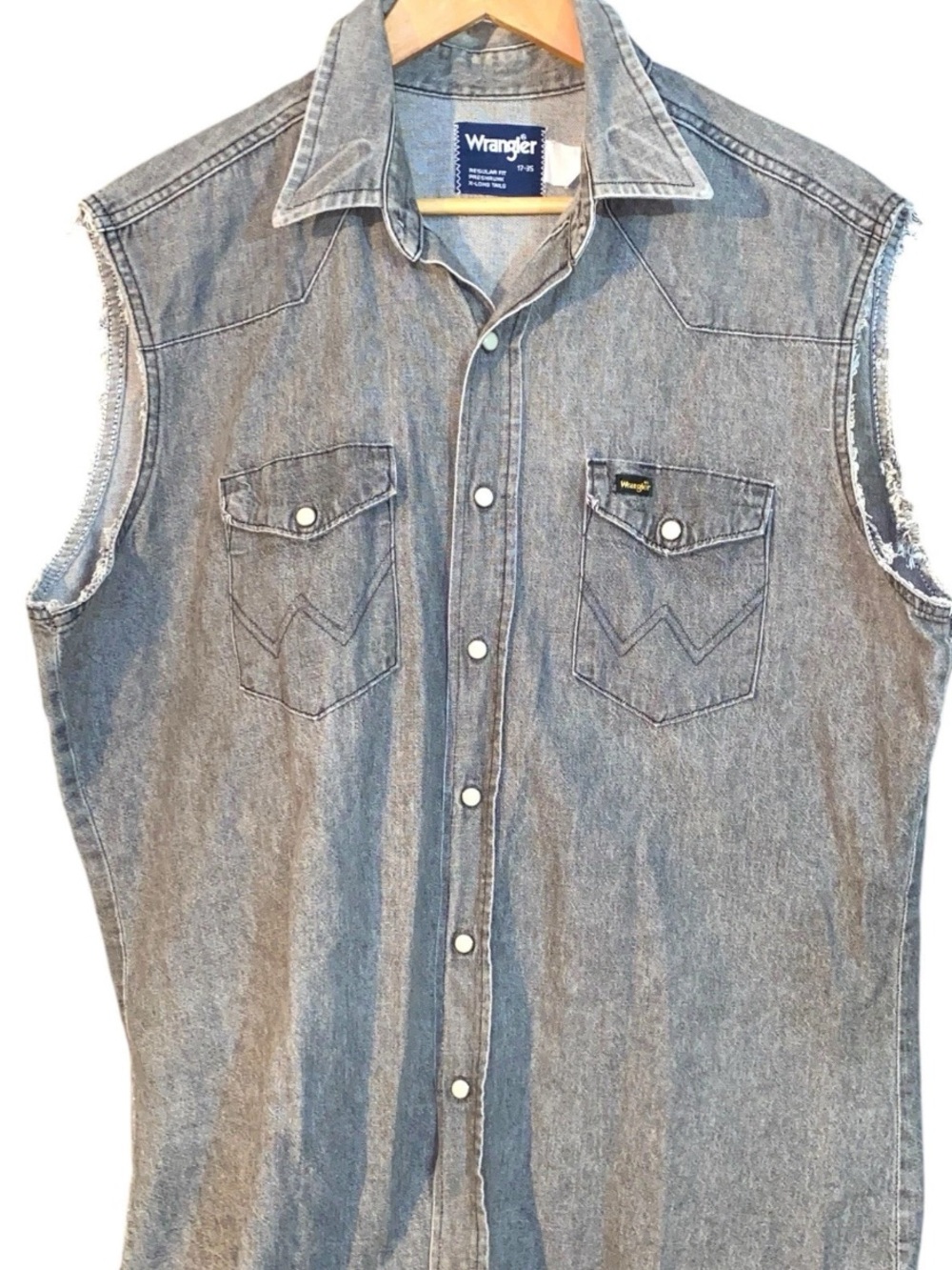 Wrangler Cowboy Reg Fit X-long Tails Gray Pearl Snap Shirt SZ 17x35 Sleeveless